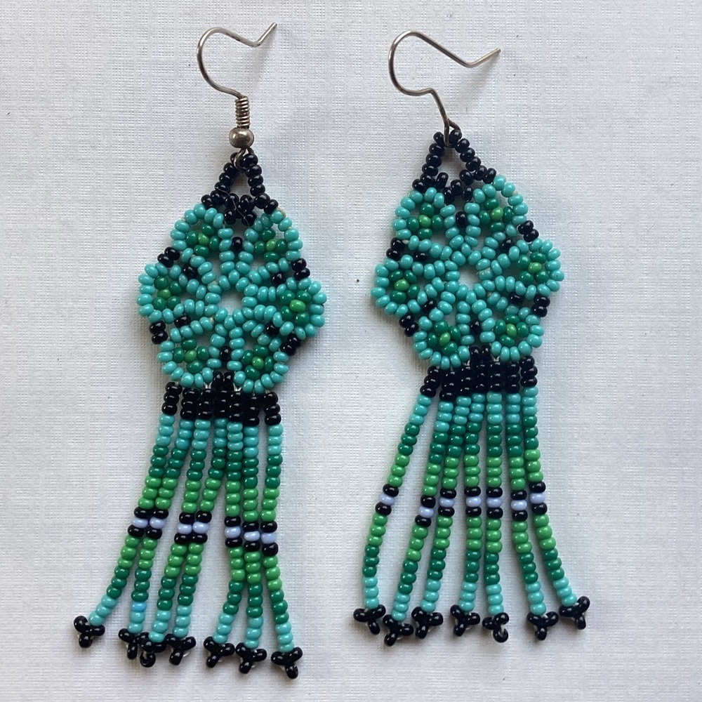 New Import Huichol of Mexico Bead Flower Dangle Earrings Boho Hippie Tribal Art